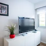 Hall Et Parking Prive Apartment