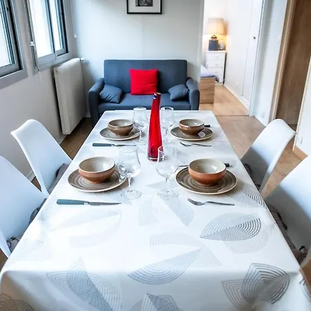 Hall Et Parking Prive Apartmán *
