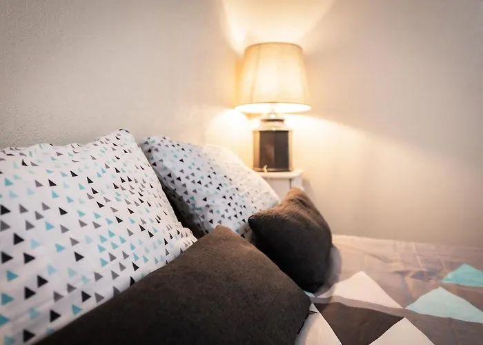 Hall Et Parking Privé * Rouen