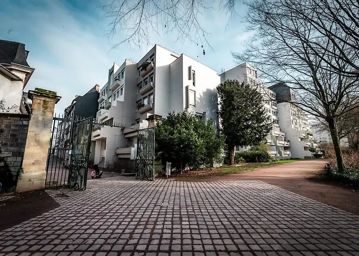 Apartamento Hall Et Parking Prive *